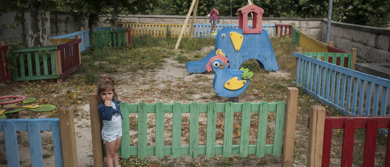 PARQUE INFANTIL DE BAÑOS DE MOLGAS