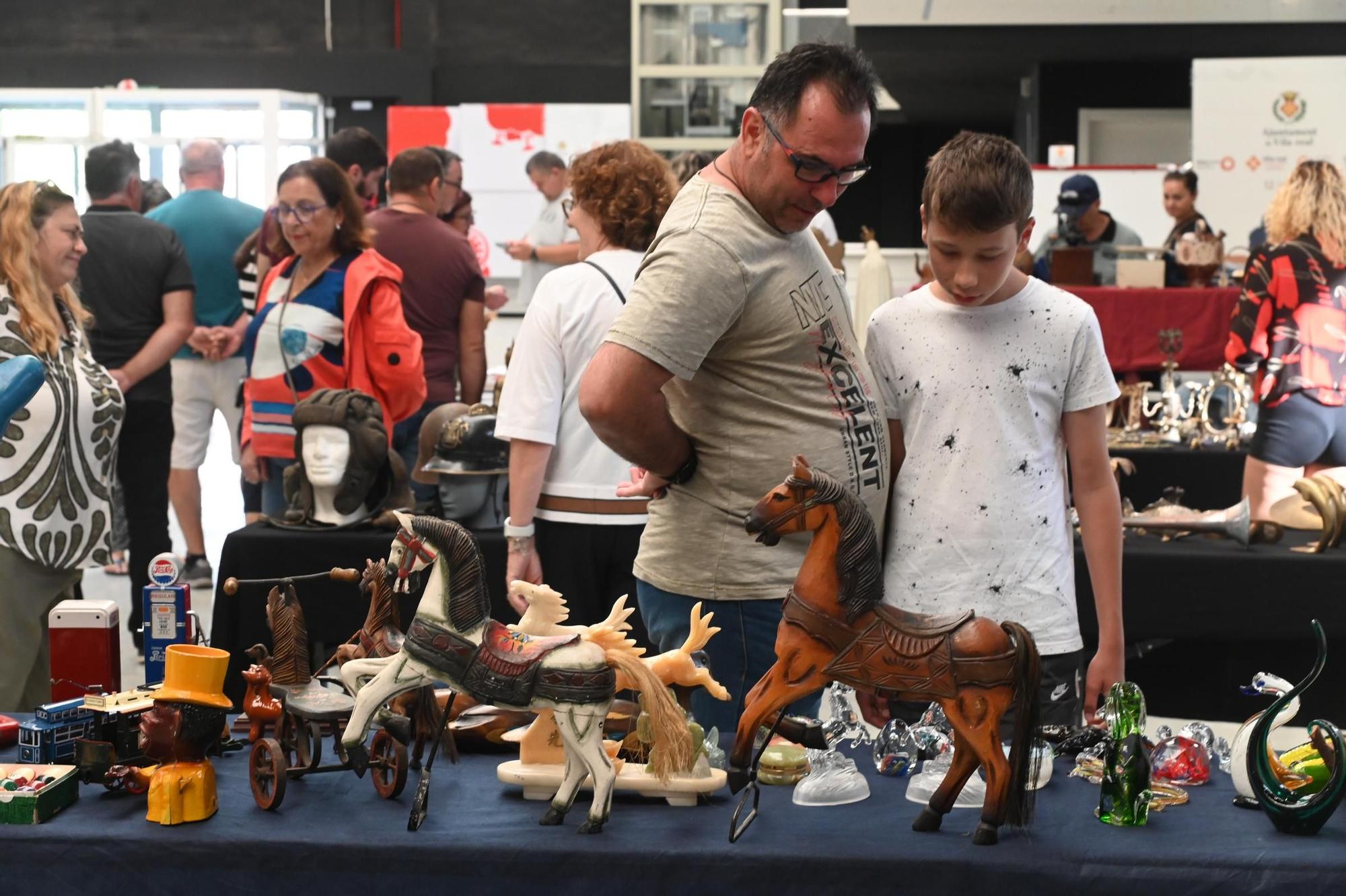 Las imágenes de la Feria de antigüedades de Vila-real