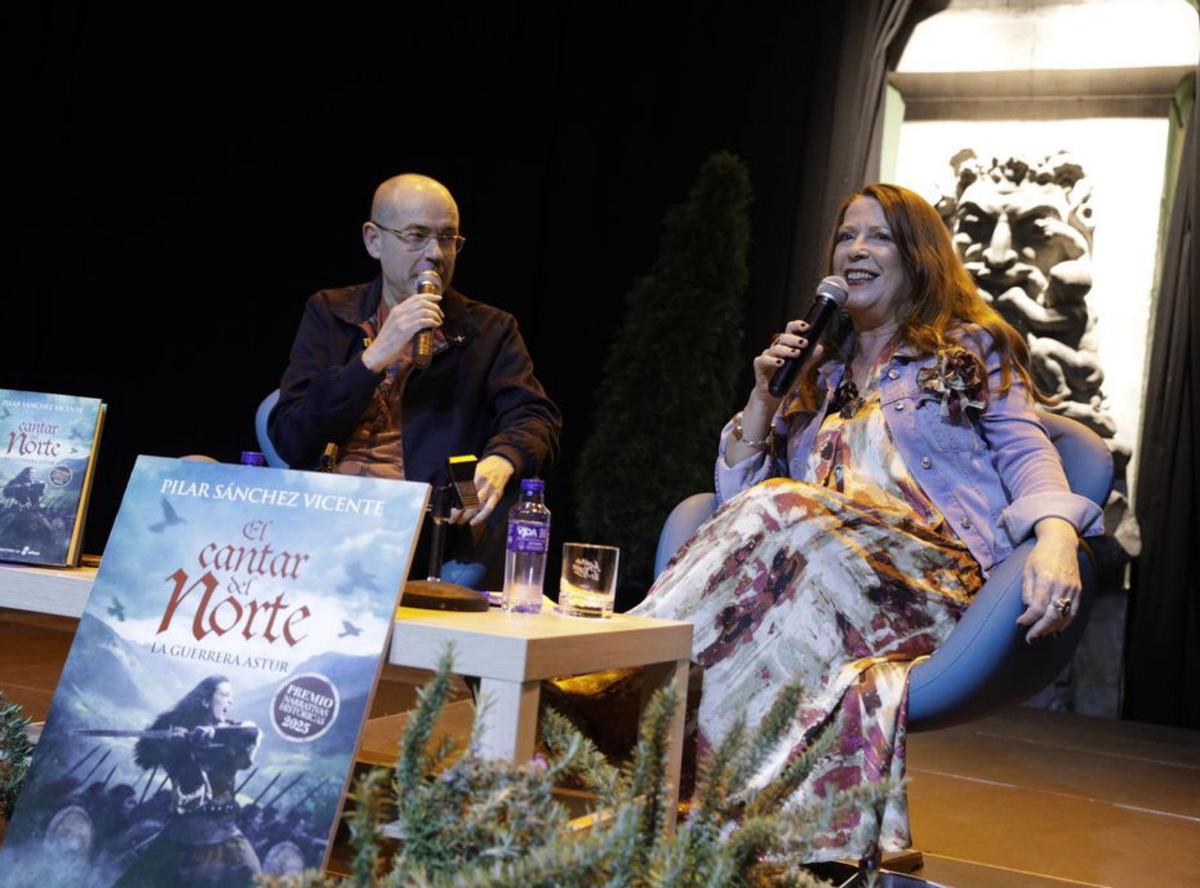 David Guardado y Pilar Sánchez Vicente, en la presentación.
