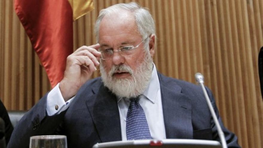 Arias Cañete se desvincula del bunkering