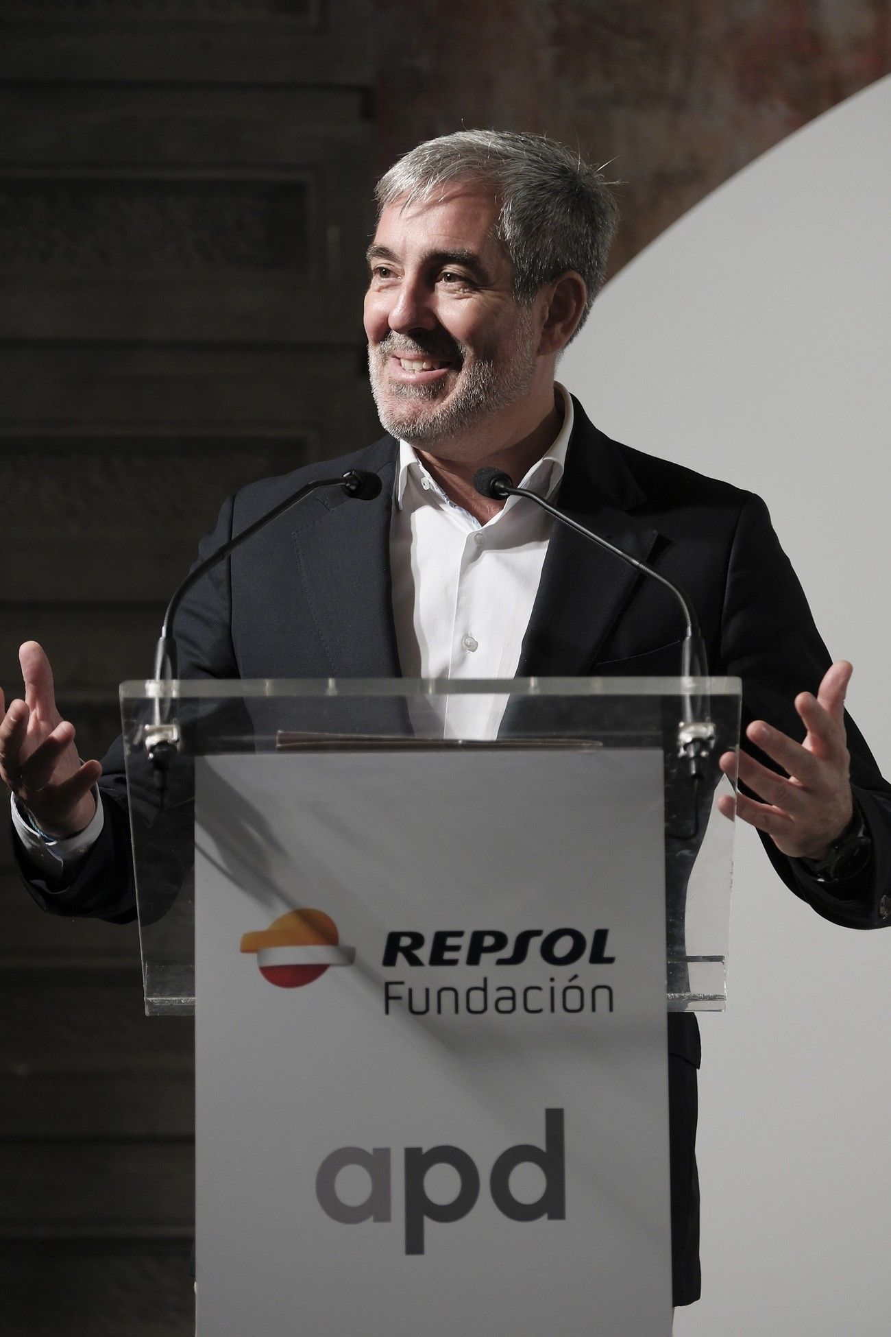 Repsol afirma que Canarias cuenta con un modelo energético "obsoleto y fallido" y puede cambiarlo