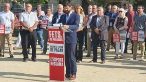 Gerard Esteva, presidente de la UFEC, en un momento del acto reivindicativo ante el Parlament