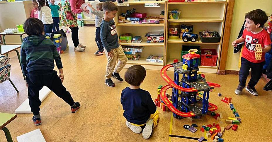 La clase de los niños de 3 años. | I. G. 