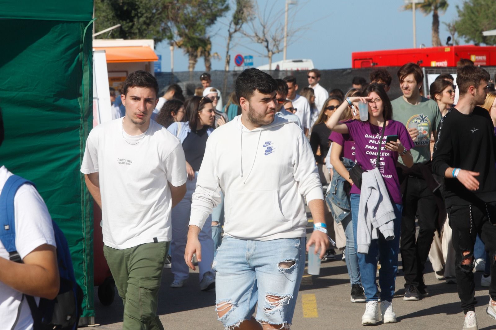 Búscate en las paellas universitarias de la Marina de València