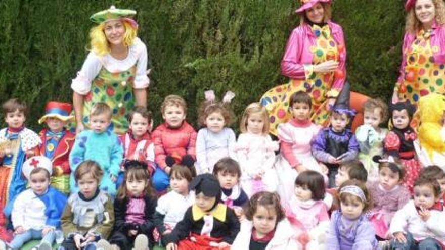 Escuela infantil Kinder San Jorge Belando: 25 Disfraces