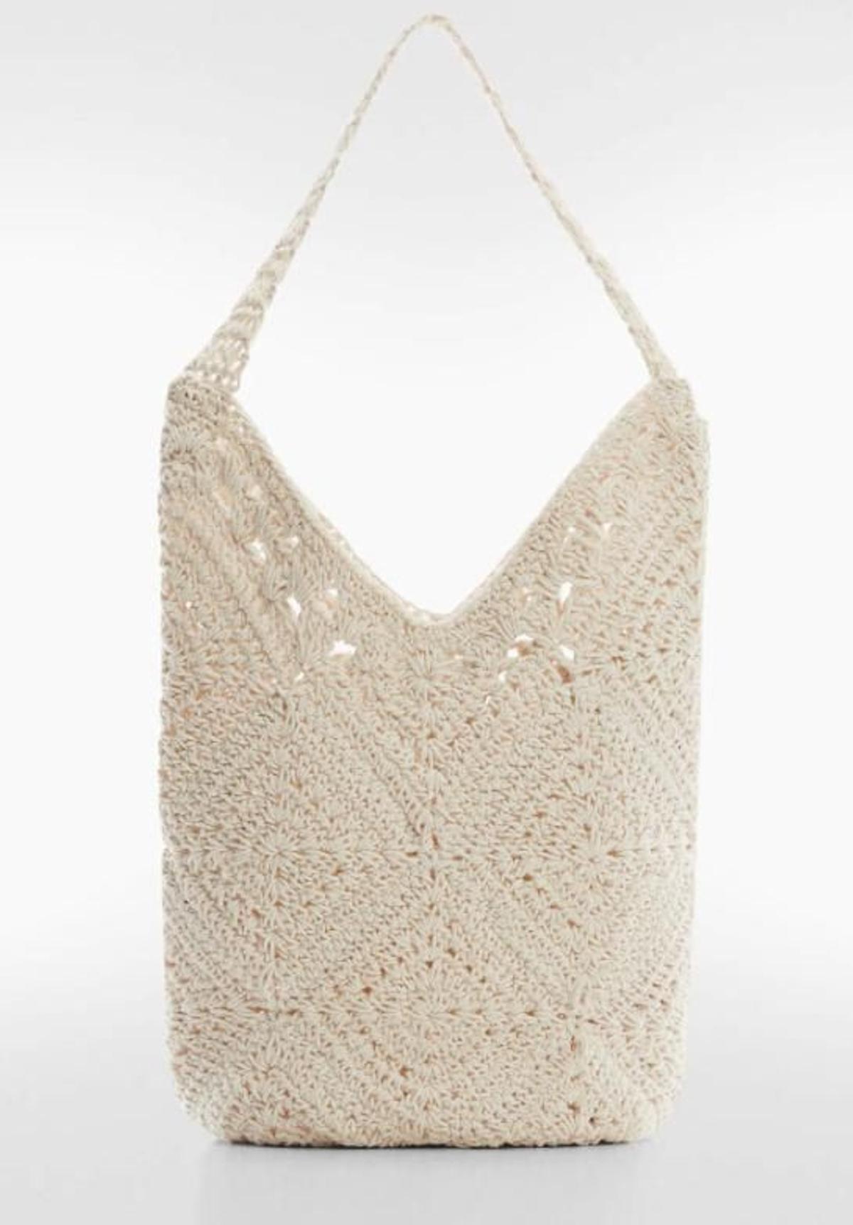 Bolso saco de crochet de Mango en tono crudo