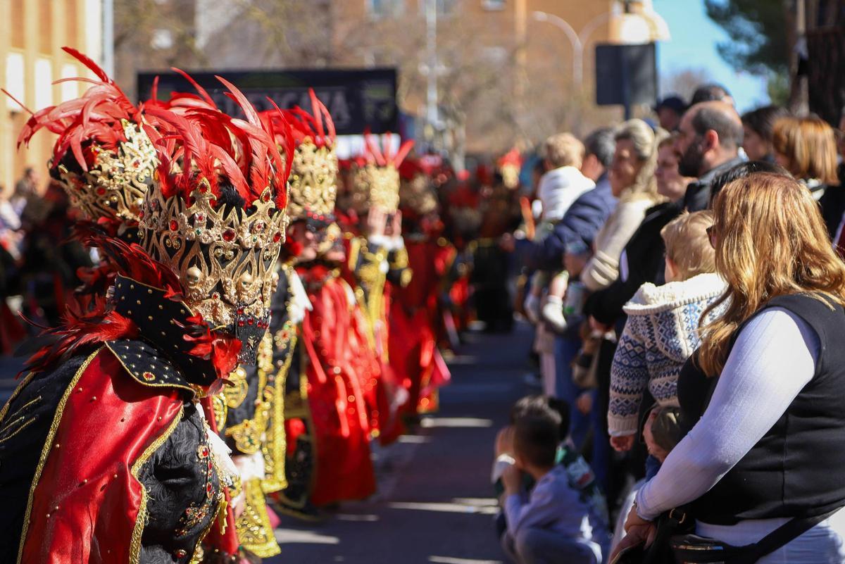 Fotogalería | Valdepasillas se consolida como culmen al Carnaval de Badajoz