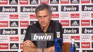 Després del partit, Mourinho va negar que deixés Casillas a la banqueta per la trucada a Xavi.