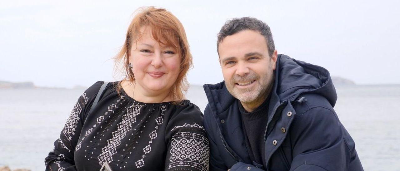La productora ucraniana Nadiya Kuhuk y el cineasta Natxo Leuza, director de ‘Why’, ayer en Eivissa.