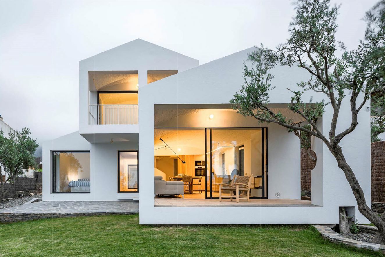 Casa a rudolso, a Cadaqués - Arnau estudi d'arquitectura [Arnau Vergés]