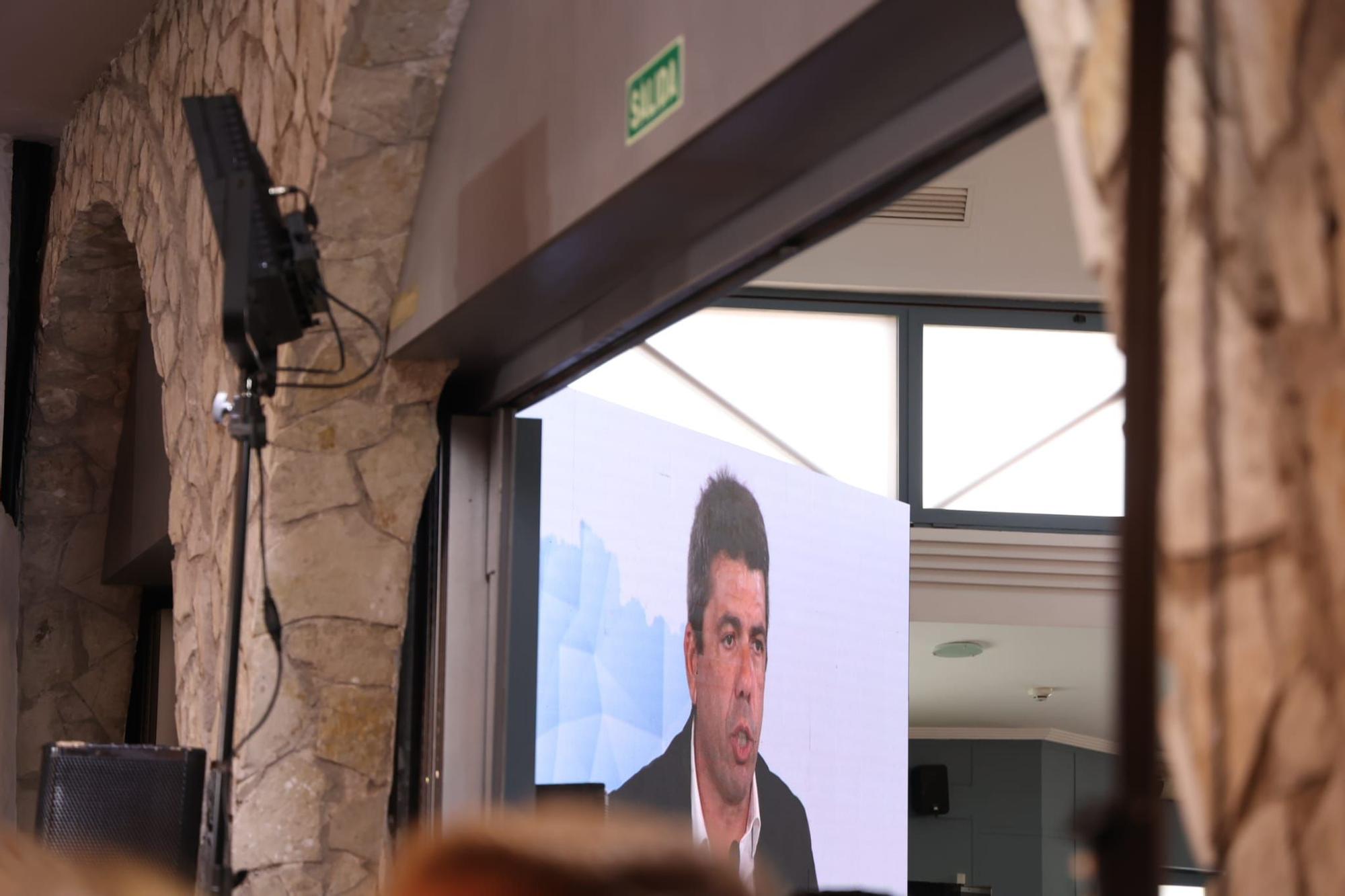 Así han llegado Feijóo y Mazón a la comida con militantes del PP en Alicante