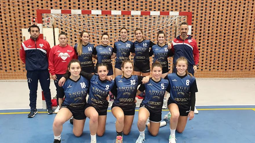 Ángel Óptico Zamora, equipo juvenil femenino del Balonmano Zamora.