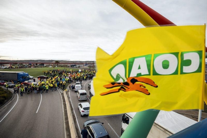 Manifestación de agricultores en Zaragoza