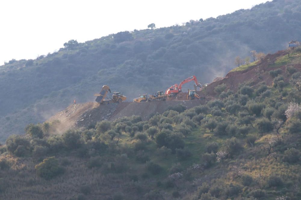 Avanzan los trabajos de rescate de Julen en Totalán