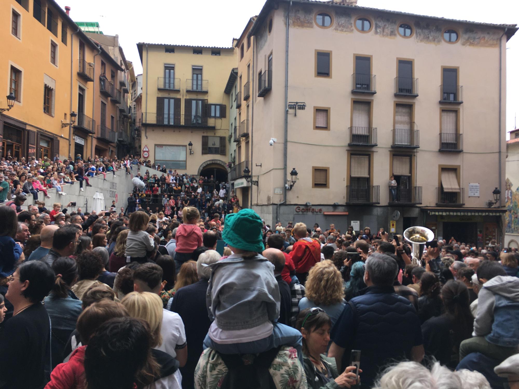 El Tabal obre una Patum que suma la discapacitat a la plaça Sant Pere