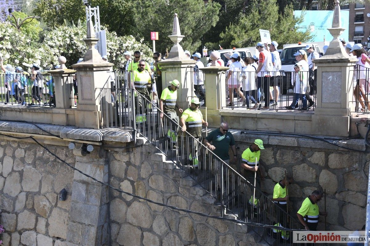 Todas las imágenes del reto de limpieza del río Segura en Murcia