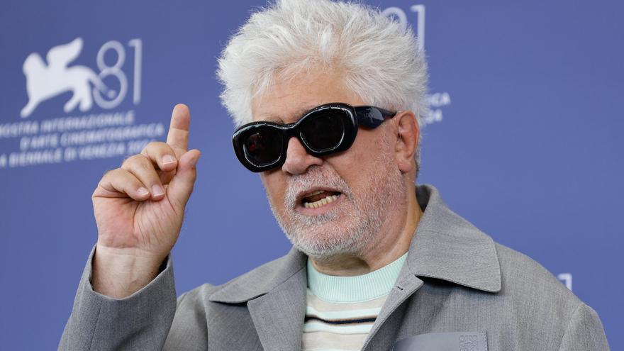 Pedro Almodóvar: &quot;No puedo entender que algo que está vivo tenga que morir&quot;