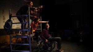 zentauroepp41048416 doble p gina de l ajuntament  peu   l espectacle de la compa171129184629