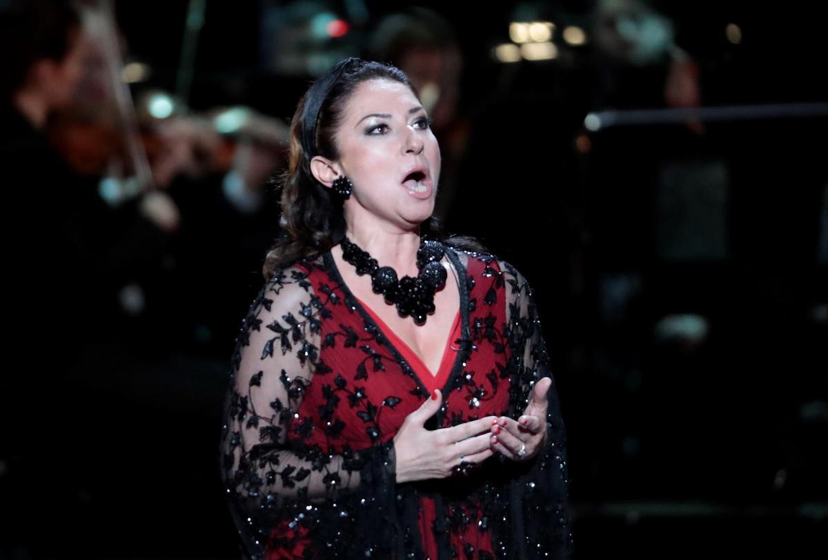 La cantante Montserrat Martí