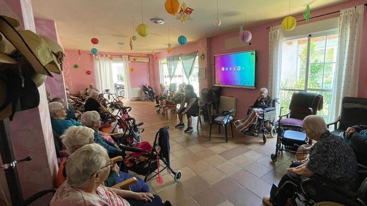 Mayores en una residencia extremeña.