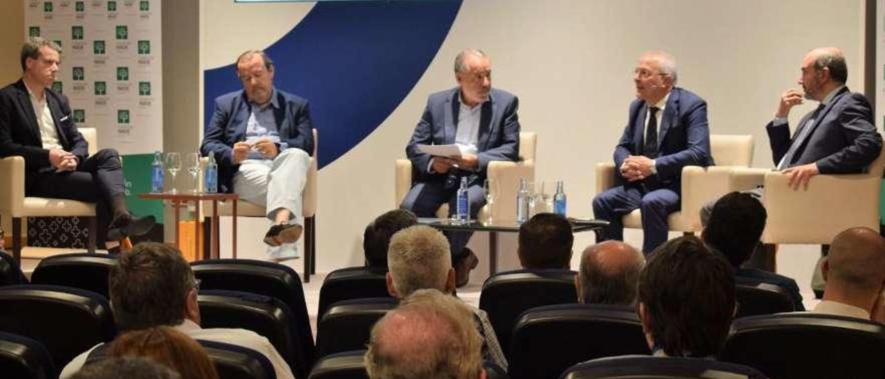 Un momento del foro sobre VMP organizado por Inade en el Círculo de Empresarios de Galicia. // FdV