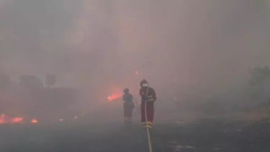 Vídeo | Así trabaja la UME en la extinción del incendio de Tamarite