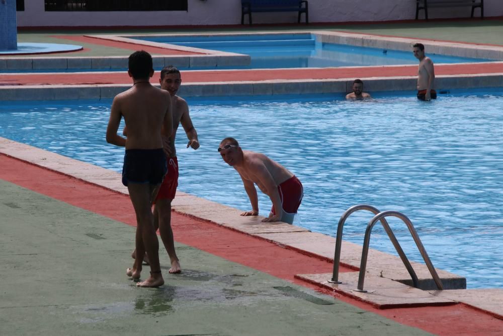 Alcoy inicia la temporada de piscinas