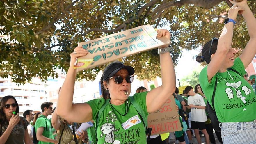 Profesores continúan de huelga por el "abandono institucional sin precedentes" en la Comunitat Valenciana
