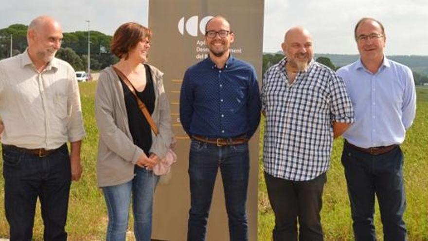 Per l&#039;esquerra Joan Boix, Anna Rodríguez, David Font, Francesc Ribera i Josep Fígols a Rocarodona Olvan, aquest dimarts