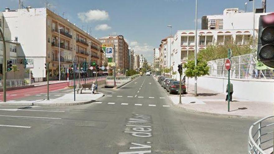 Un ciclista de 16 años entra en parada tras un atropello en la avenida del Mar