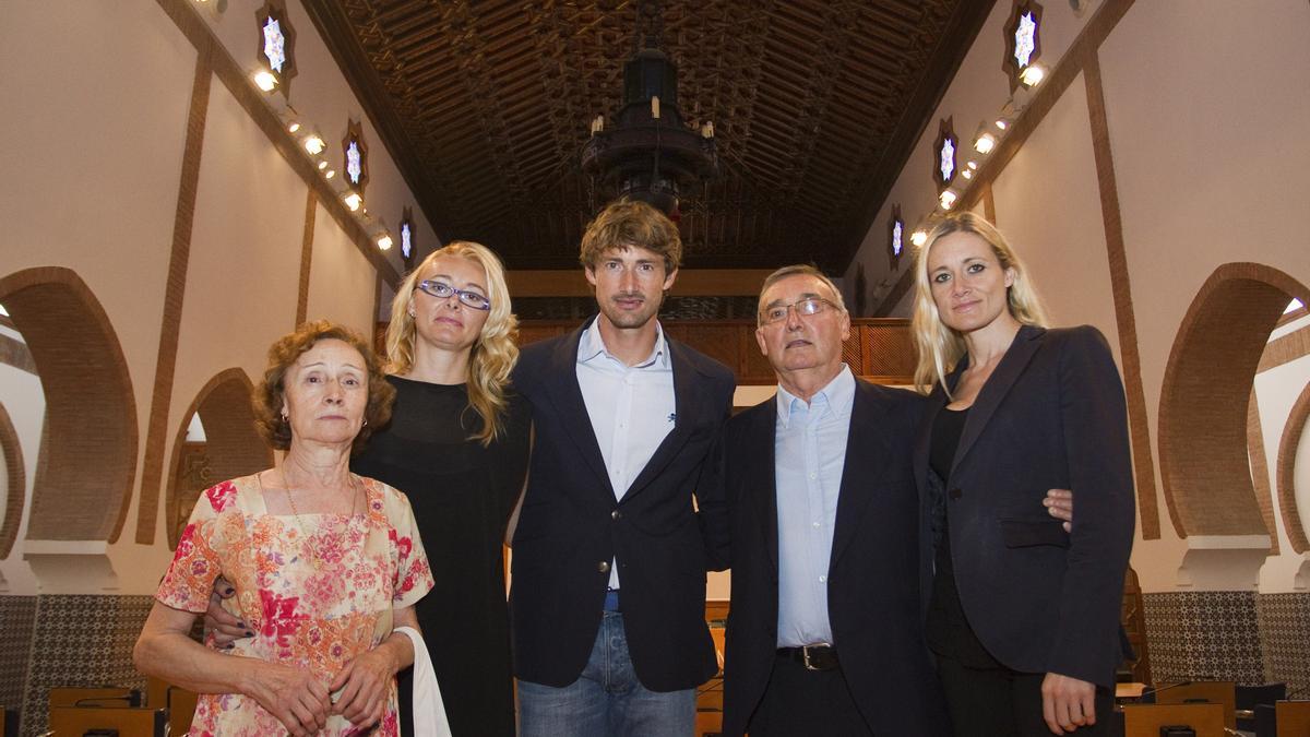 Juan Carlos Ferrero junto a su padre, Eduardo y su familia en su despedida del tenis