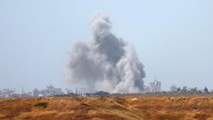 Israel ataca unos 40 objetivos de Hizbulá en el sur del Líbano