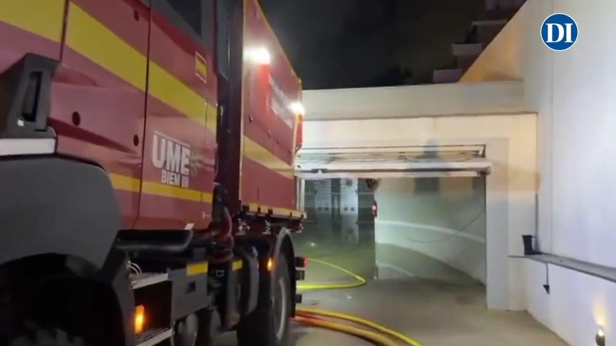 Vídeo: La UME se exprime en Ibiza: autovía del aeropuerto, garajes, Platja d'en Bossa...