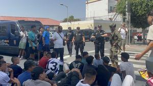 Espanya i el Marroc reforcen la seguretat a la frontera amb Ceuta davant la possibilitat d’una nova entrada massiva