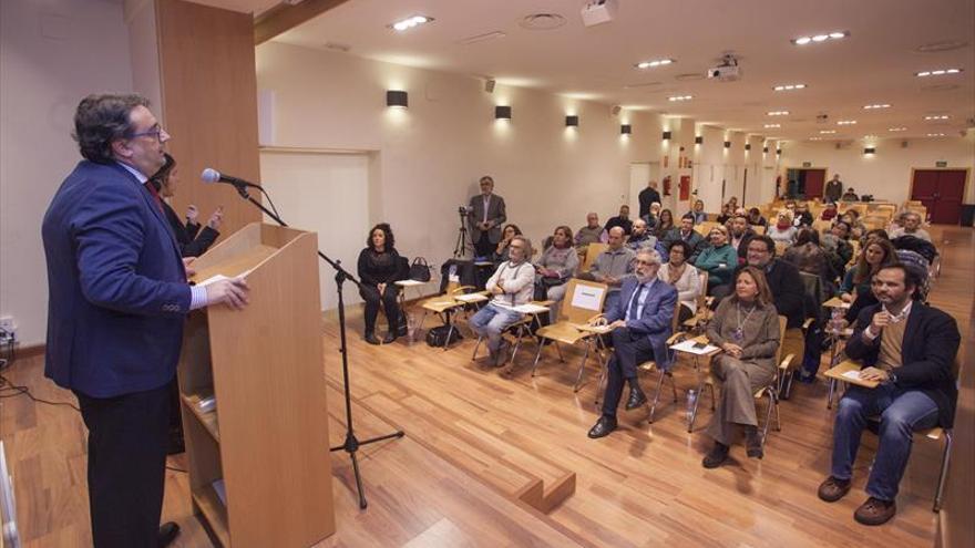 Los médicos piden que se modifique el presupuesto regional para el hospital de Cáceres
