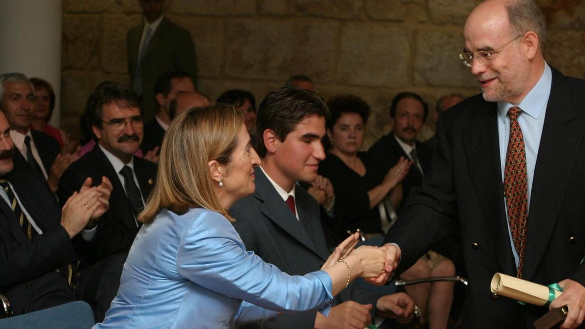 Ana Pastor felicita a Martín Zanca por el premio de Investigación &quot;Diputación&quot; de la Fundación Caja Rural de Zamora