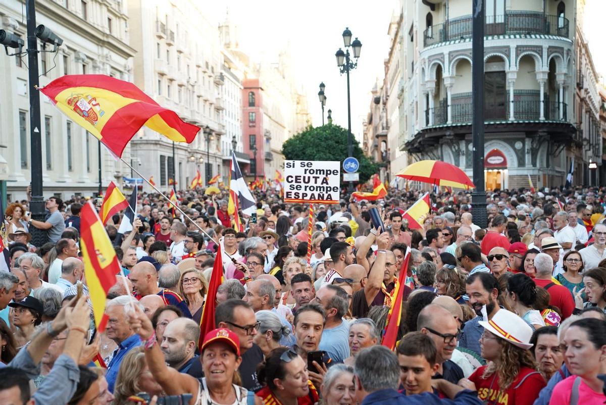 Concentraciones en el centro de Sevilla en apoyo a Ceuta