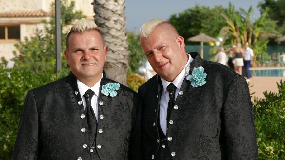 Patrick Zahn und Nils Heidenreich an ihrem Hochzeitstag.