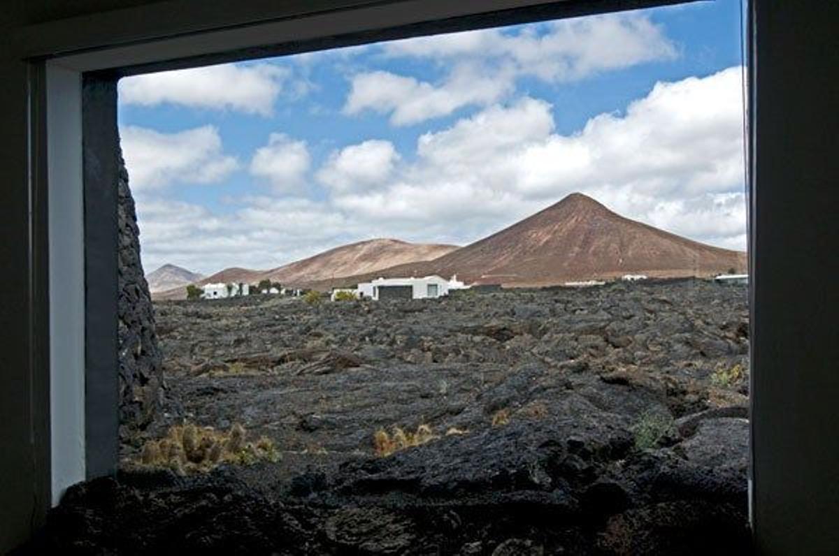 La Fundación se encuentra en la antigua casa de César Manrique.