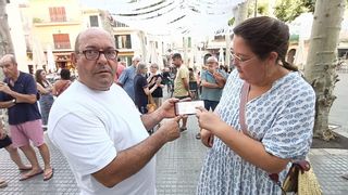 "El trazado del tren parte la finca heredada de mi familia por la mitad, no hay dinero para pagar esto"