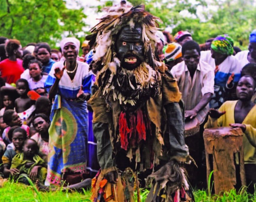 Varios países - La danza ritual Gule Wamkulu (Malaui, Zambia y Mozambique)