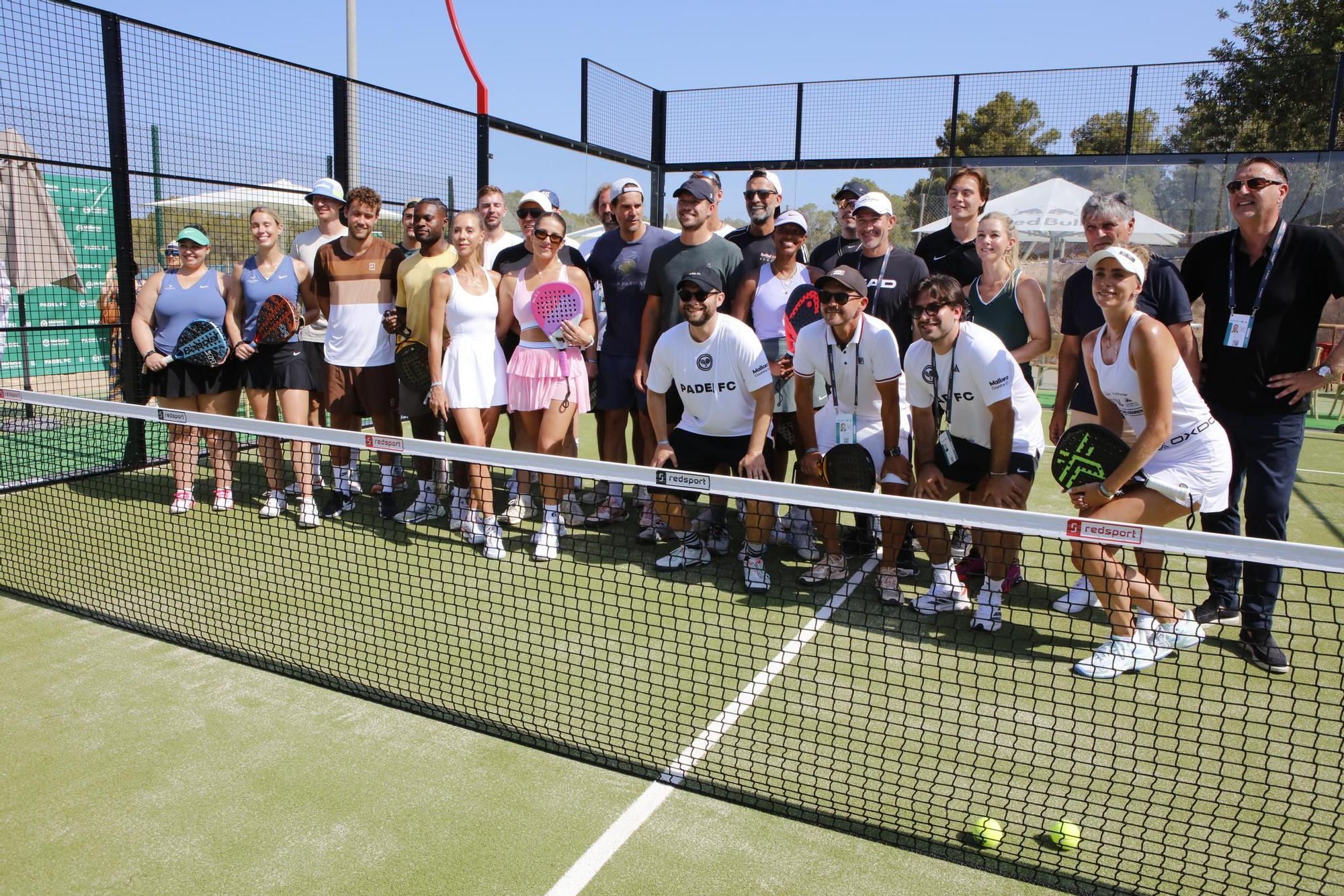 Johannes B. Kerner, Jürgen Klopp und Jens Lehmann duellieren sich auf dem Padel-Platz in Santa Ponça