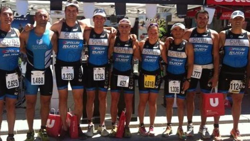 El Cube puja per primer cop en un podi per equips al Triatló d&#039;Osona a Vic