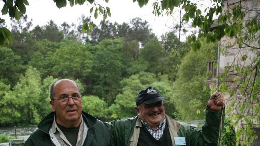 Manuel Paz y Manuel Órrea, con sus piezas. // Bernabé/Luismy