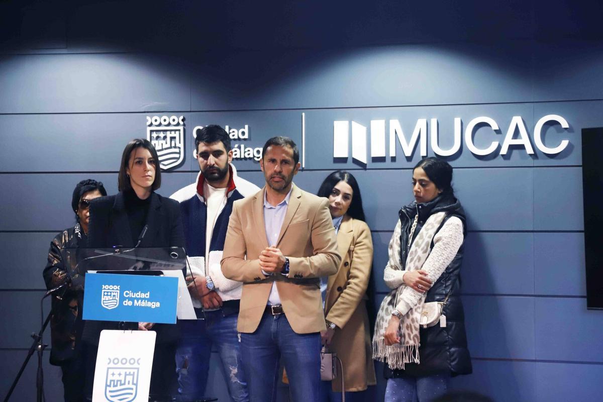 MLG 18-12-2025.-El abogado Samuel Tejada, de la de la familia de Haitam Mejri, asesinado supuestamente por cinco policías, comparece antes los medios junto a la familia de la victima