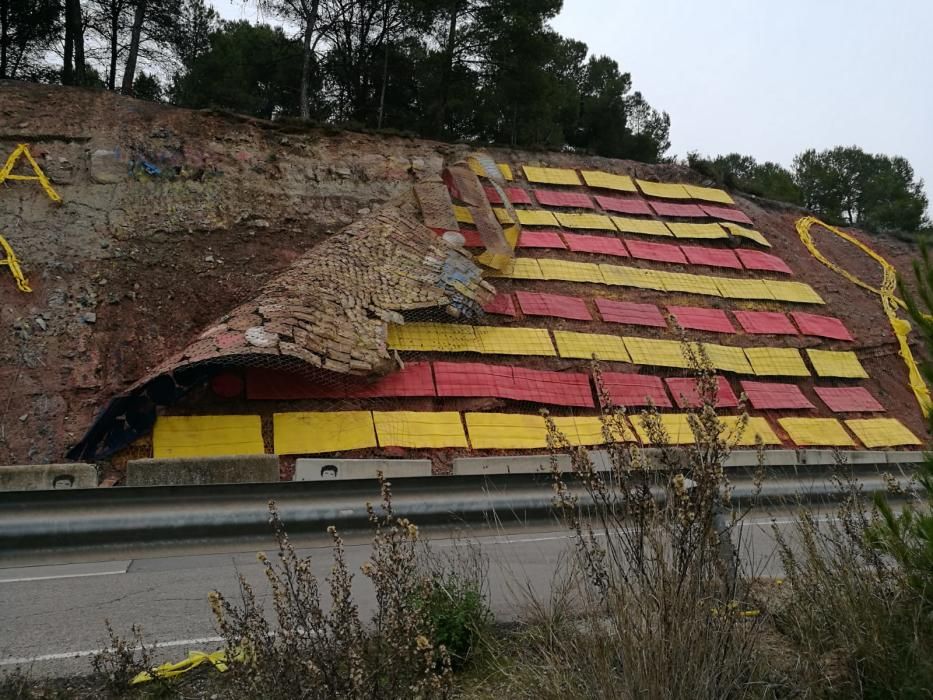 Arranquen part de l'estelada de Castellnou