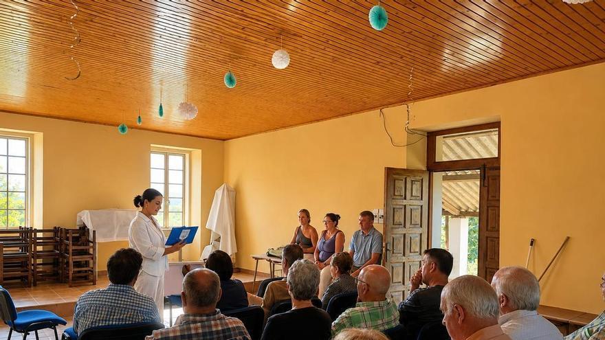 La Diócesis de Lugo financiará la nueva cubierta de la iglesia parroquial de Carboeiro