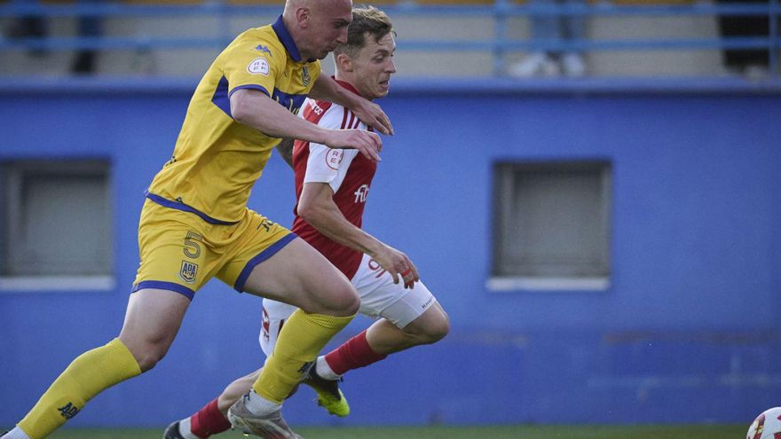 El Alcorcón, en el Grupo II con el Real Murcia tras su descenso el pasado verano, se ha quedado lejos del play off. | LOF