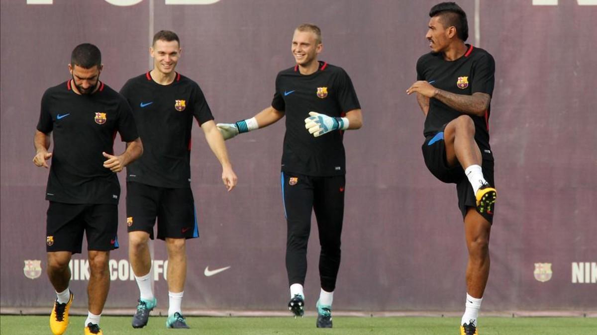 Arda Turan y Vermaelen no están entrando en las convocatorias