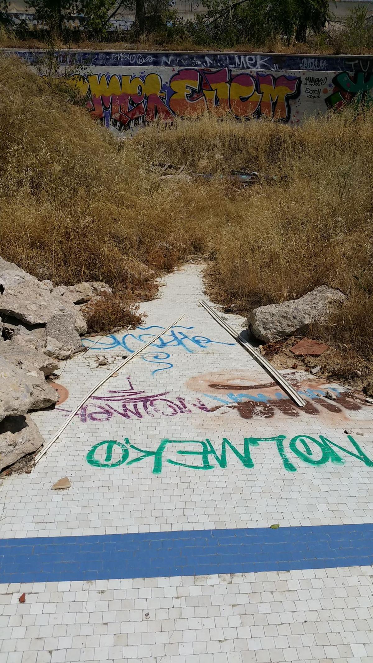 El antes y el después de las Piscinas de San Miguel: de la zona más querida de Madrid a una parcela abandonada